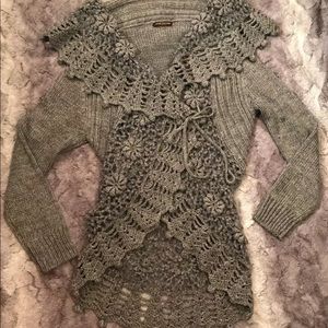 John Fashion Gray Floral Knit Open Front Sweater